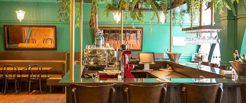 ibis Paris Tour Eiffel Cambronne l`Oenomaniac